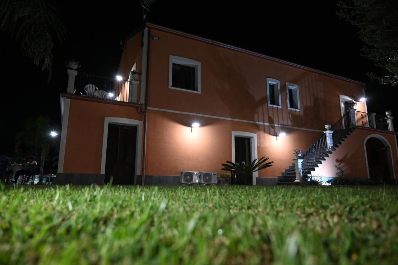 Arcobaleno Dell'Etna Villa Калатабиано Екстериор снимка