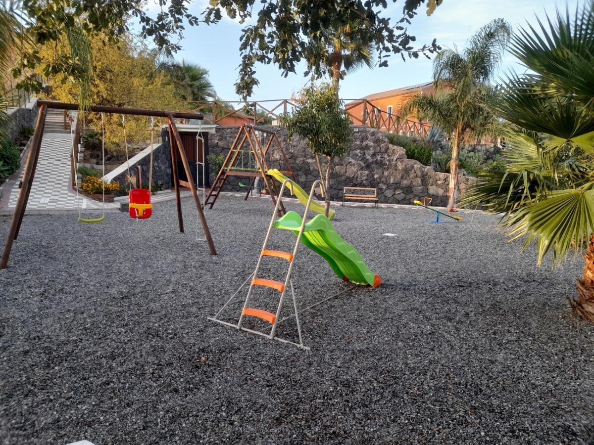 Arcobaleno Dell'Etna Villa Калатабиано Екстериор снимка