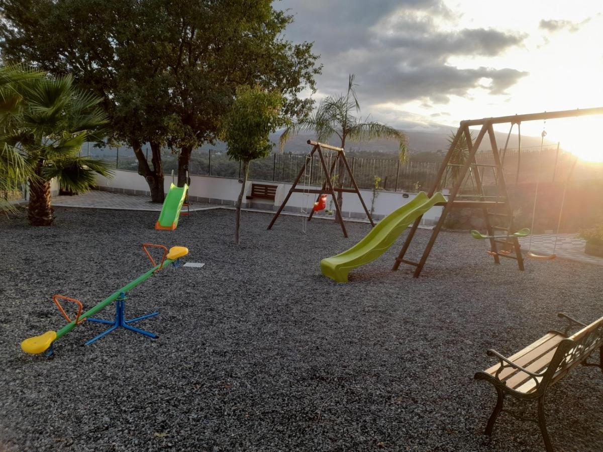 Arcobaleno Dell'Etna Villa Калатабиано Екстериор снимка
